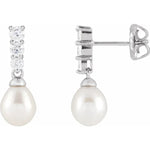 Load image into Gallery viewer, Lustrous Freshwater Pearl Earrings For Women