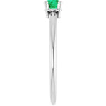 Load image into Gallery viewer, Trendy Gift: Lab Grown Emerald Ring for Her