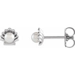 Load image into Gallery viewer, Elegant Pearl Shell Earrings
