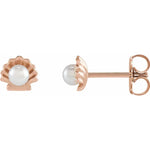 Load image into Gallery viewer, Elegant Pearl Shell Earrings
