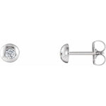 Load image into Gallery viewer, Classic Pattern Bezel Set Stud Earrings
